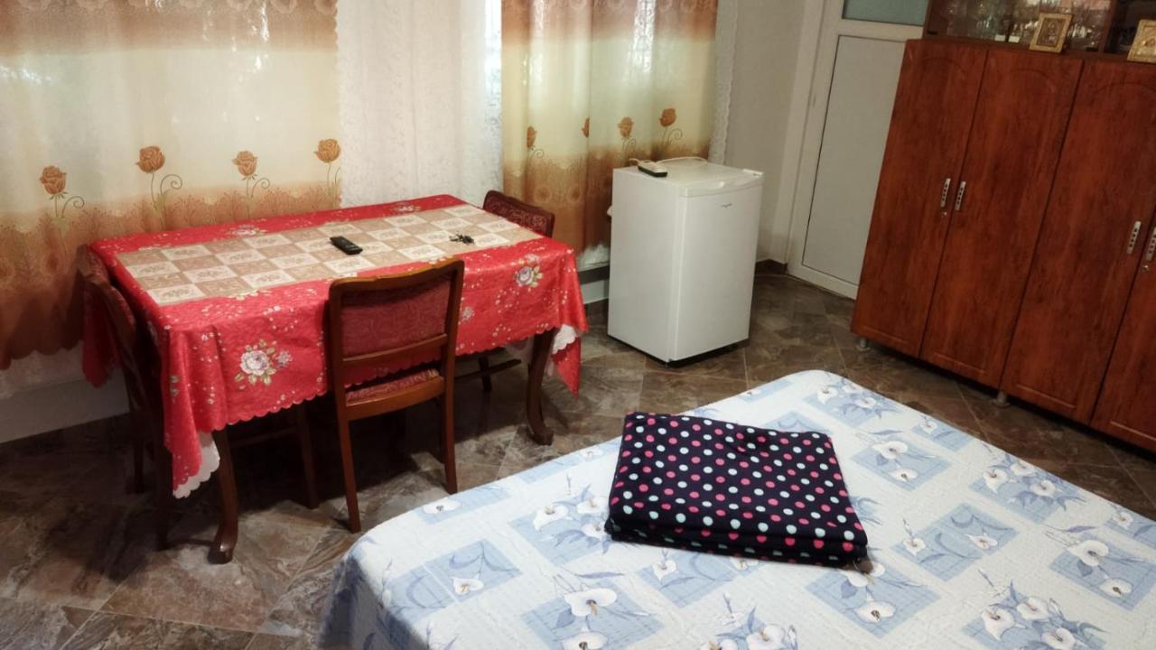 에포리수드 Casa Din Gradina 빌라 외부 사진
