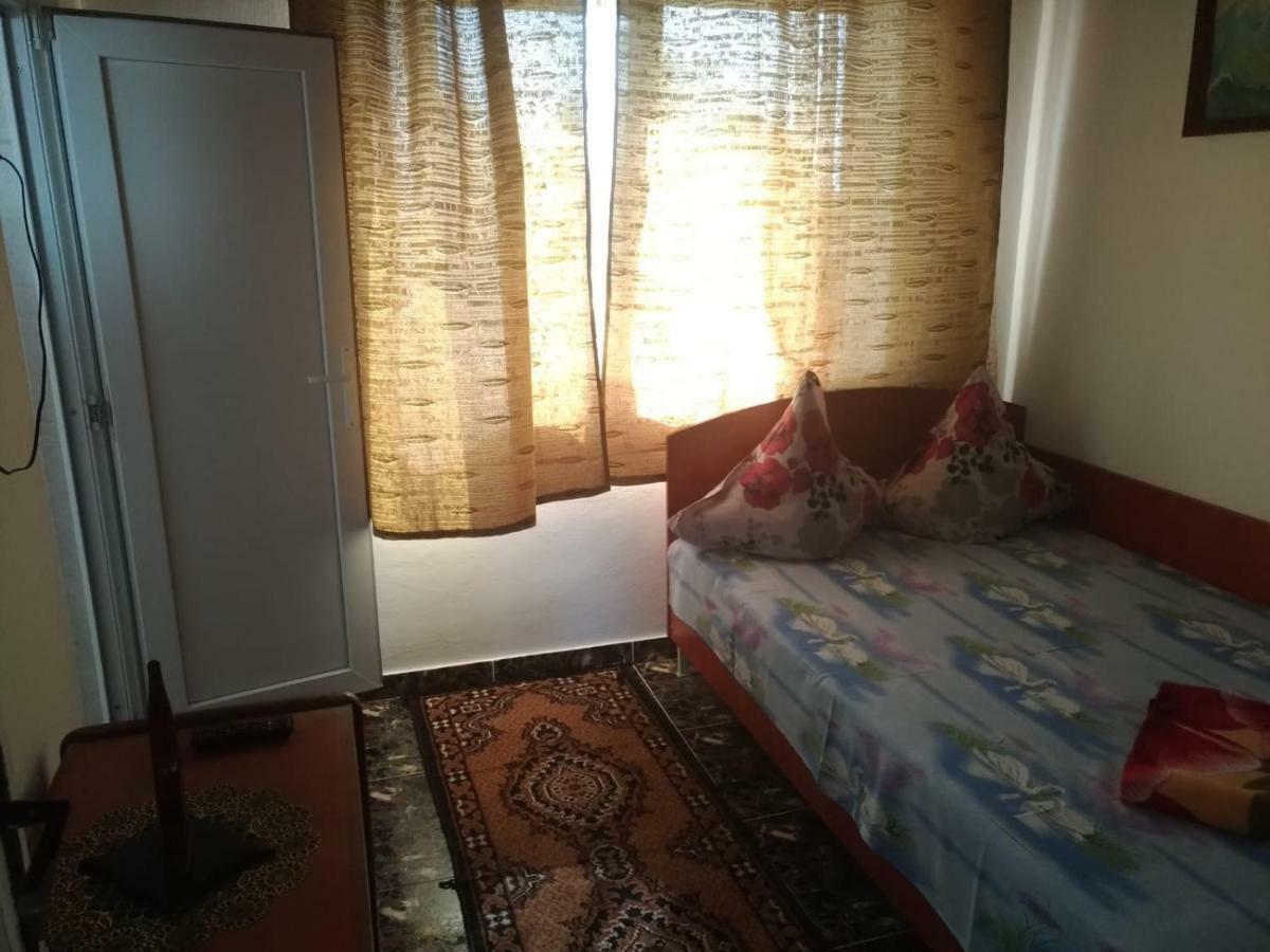 에포리수드 Casa Din Gradina 빌라 외부 사진